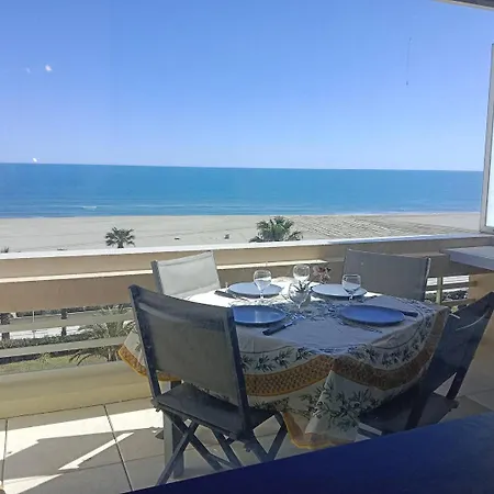 Superbe T2 Parking Wifi Climatise Face Et Piscine - 4 Etoiles * Canet-en-Roussillon