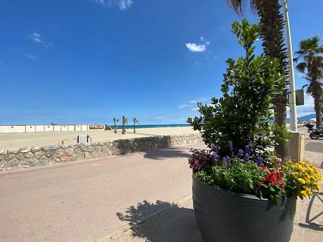 Superbe T2 Parking Wifi Climatisé Face Et Piscine - 4 Etoiles Apartamento